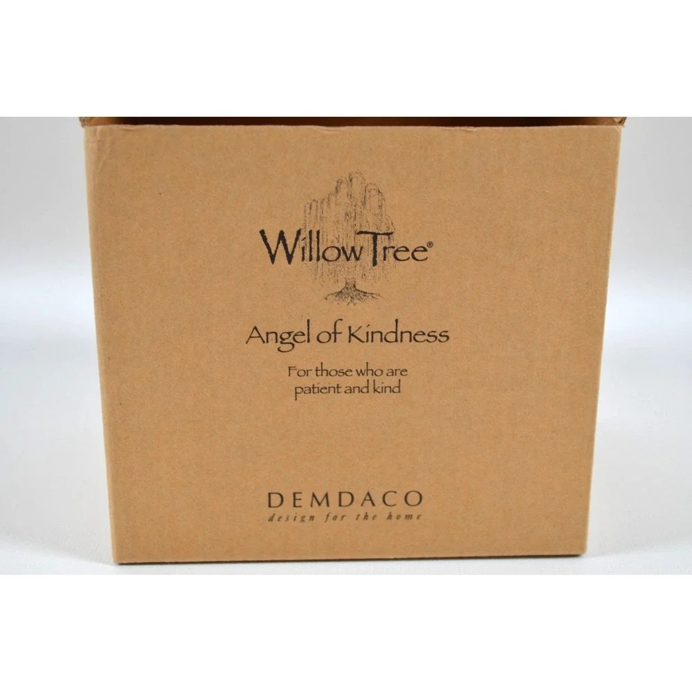 Willow Tree ANGEL OF KINDNESS Figurine Girl Holding a Cat 3